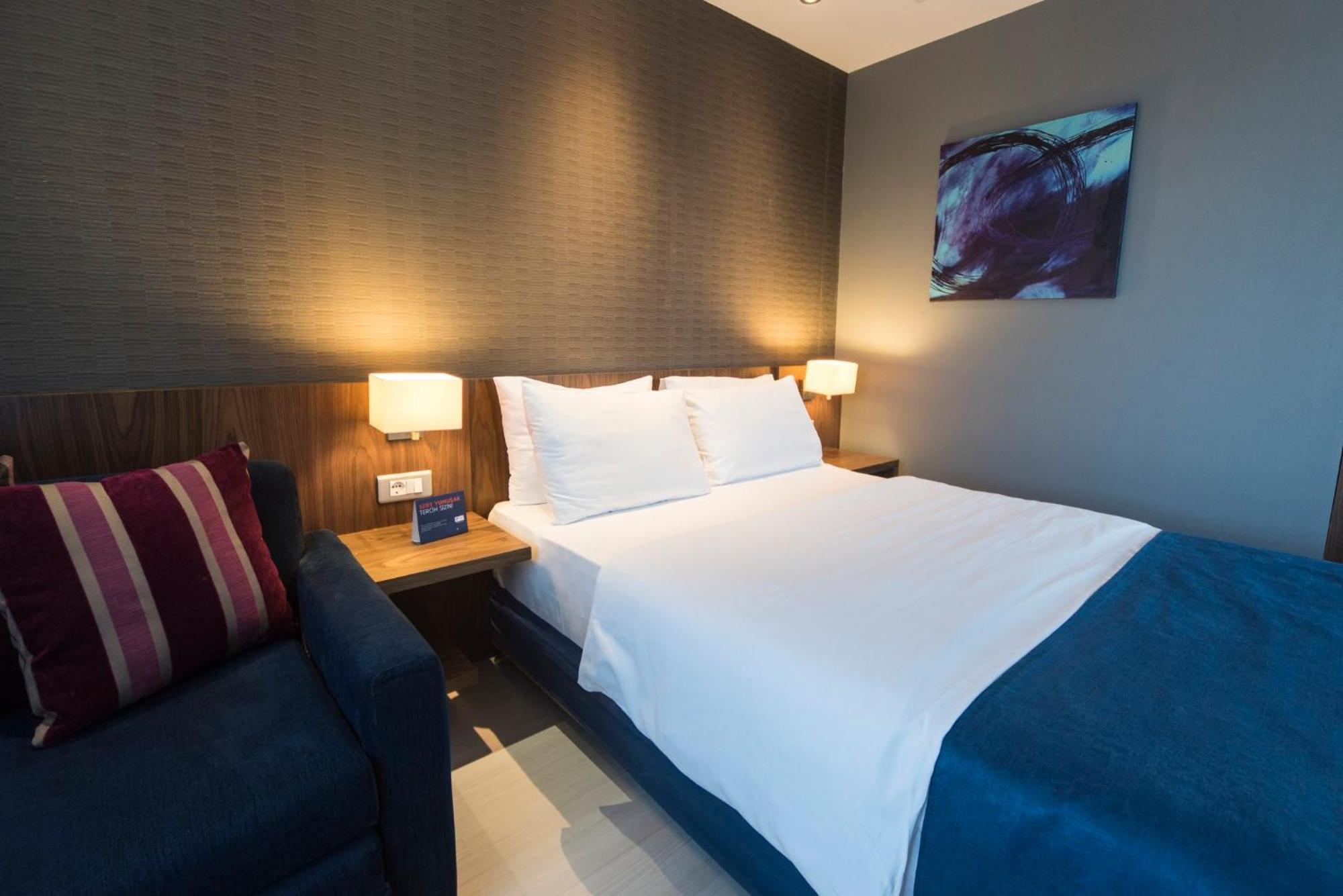 Express Istanbul-altunizade By Ihg Hotel 3*